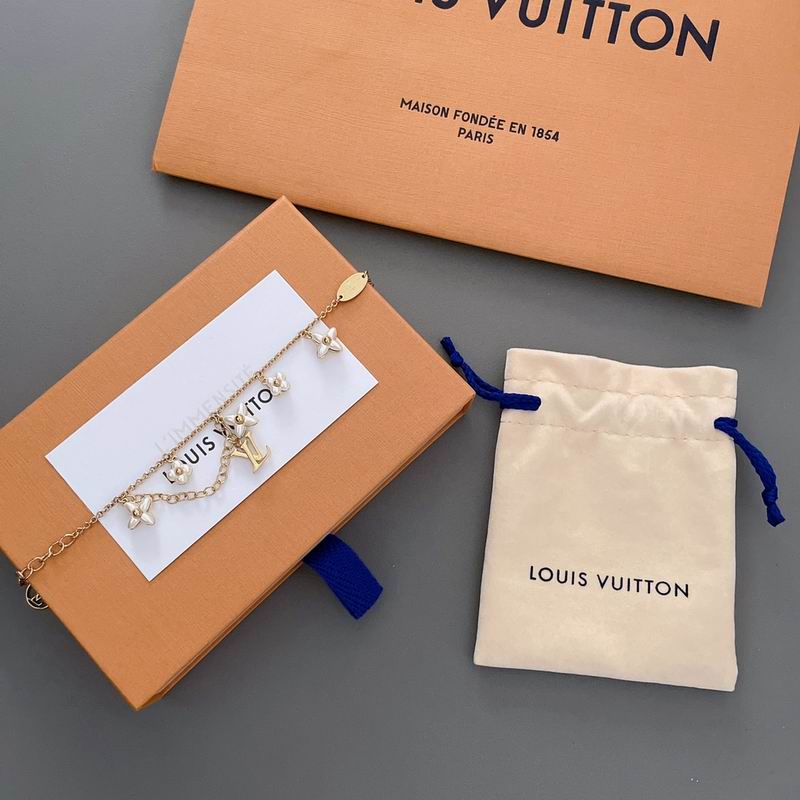 LV Bracelet 09yxq04 (7)