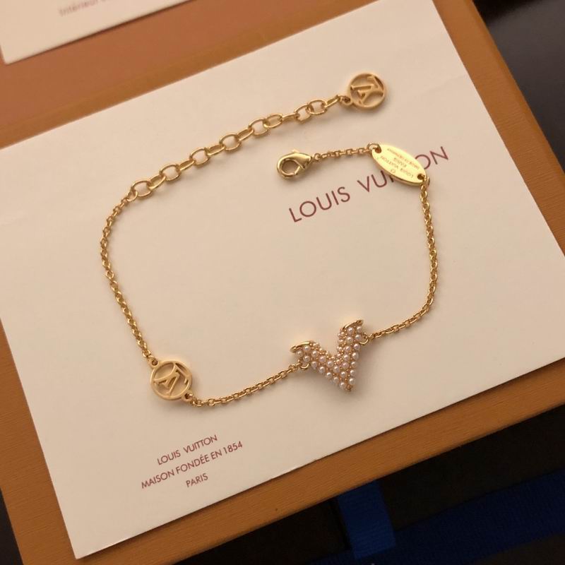 LV Bracelet 09yxq06 (1)