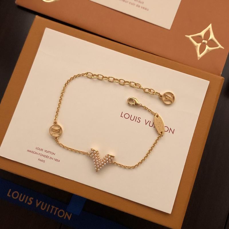 LV Bracelet 09yxq06 (2)