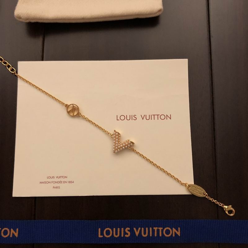 LV Bracelet 09yxq06 (3)
