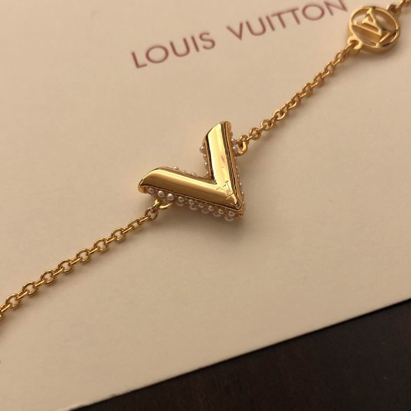 LV Bracelet 09yxq06 (5)