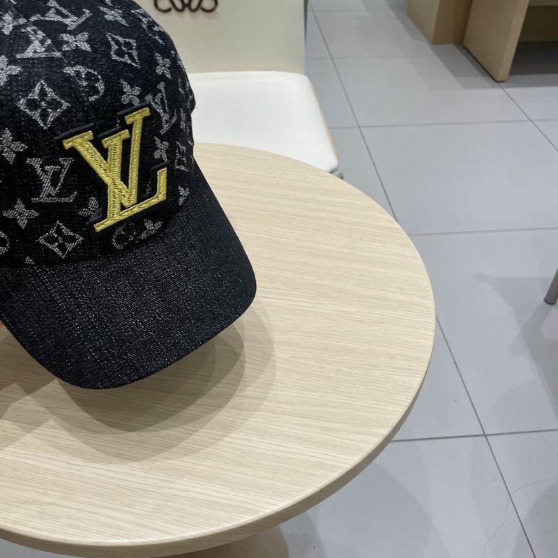 LV Cap (207)