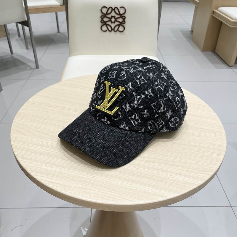LV Cap (209)