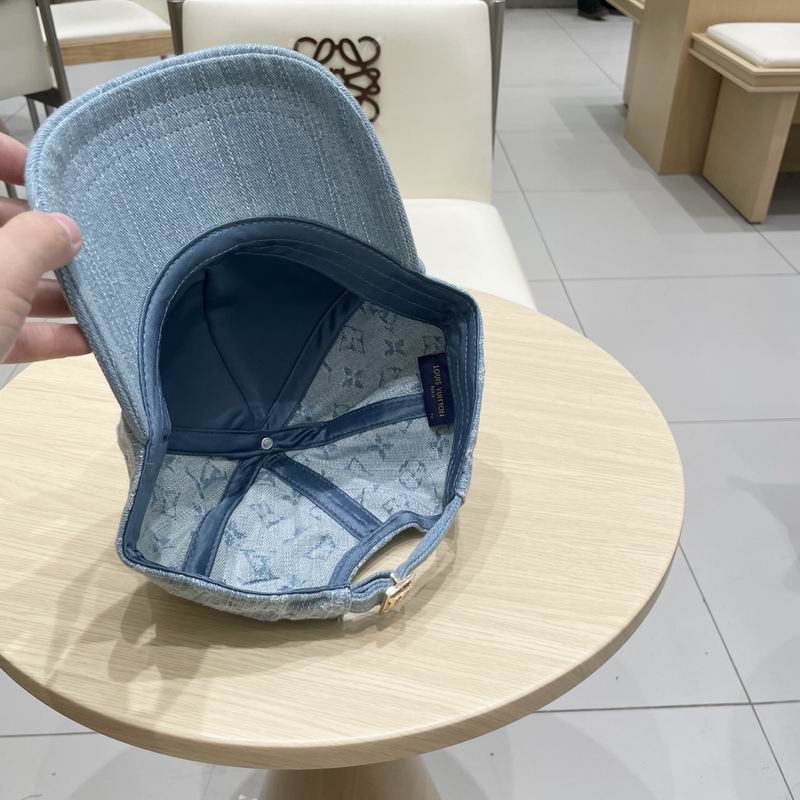 LV Cap (220)