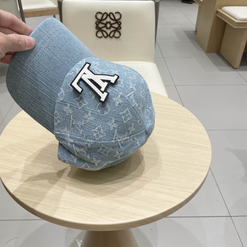 LV Cap (222)