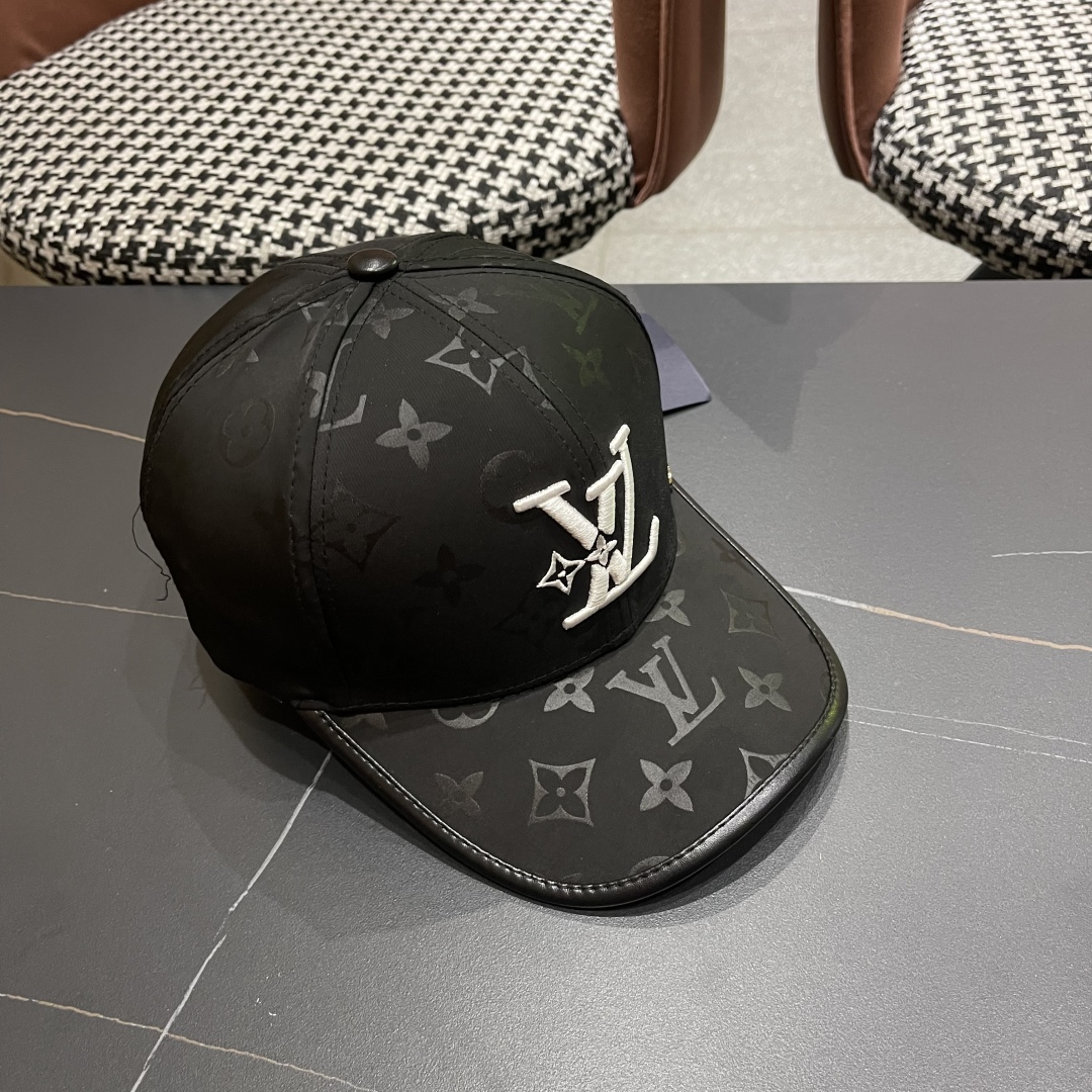 LV Cap (32)
