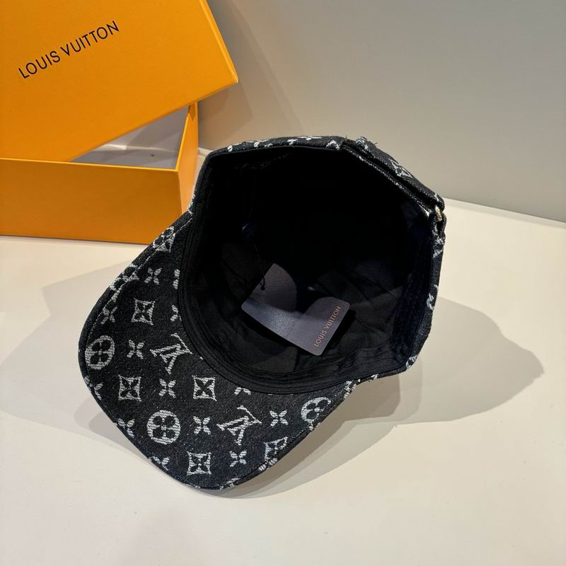 LV Cap (378)
