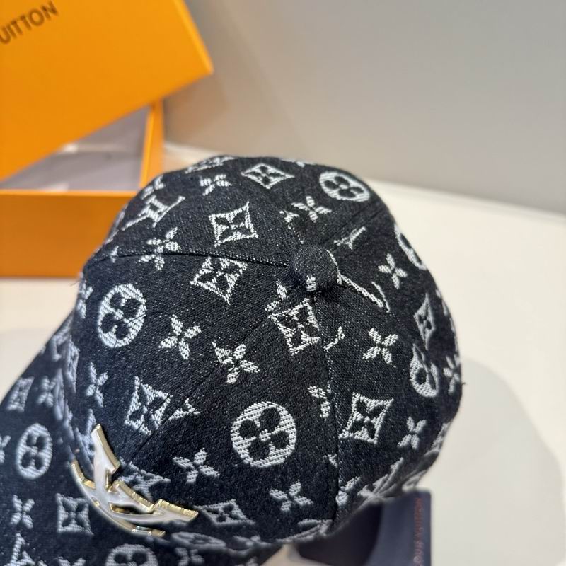 LV Cap (385)
