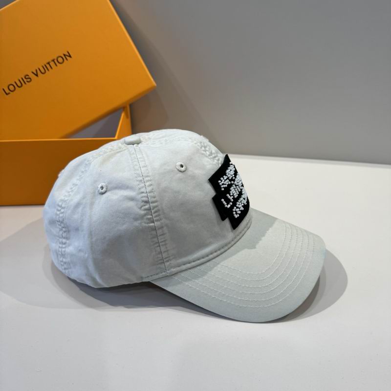 LV Cap (390)
