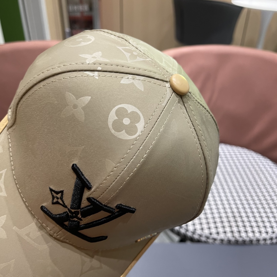 LV Cap (4)