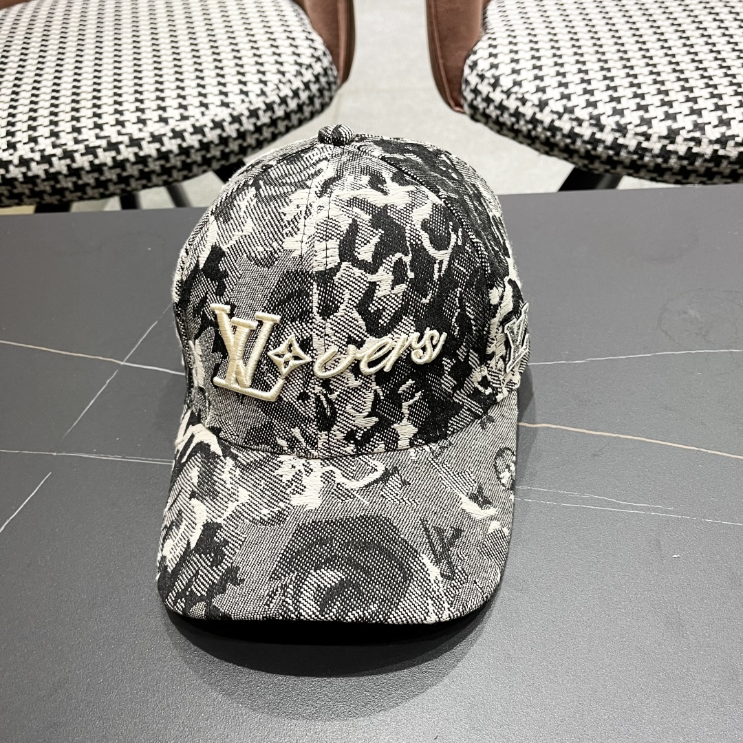 LV Cap (55)