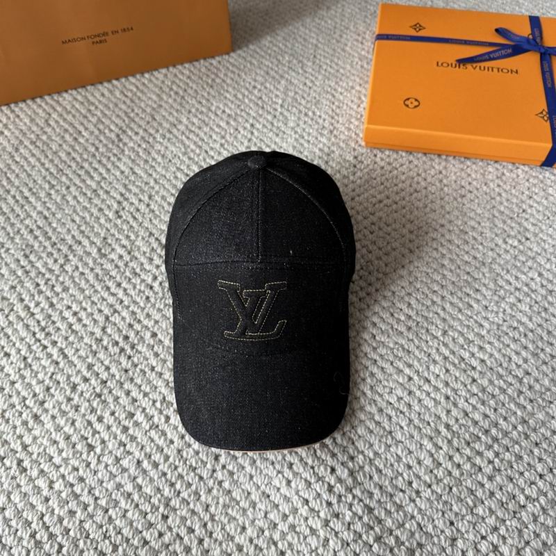 LV Cap (663)