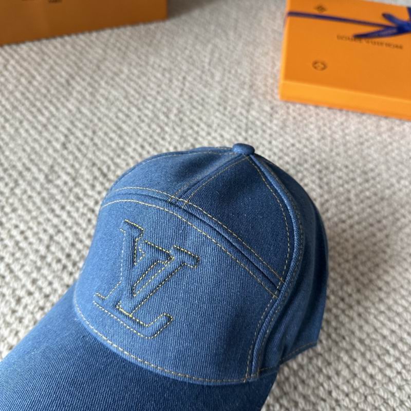 LV Cap (670)