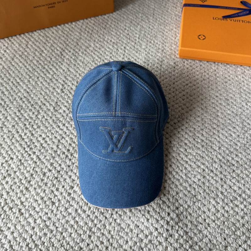 LV Cap (672)