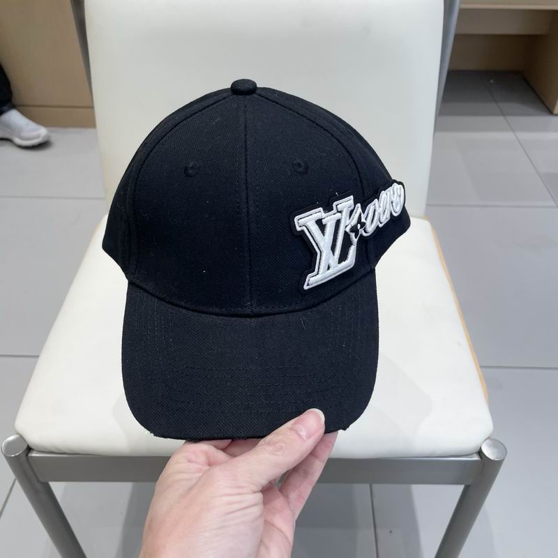 LV Cap (673)