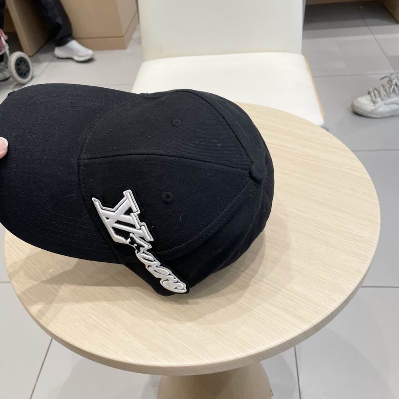 LV Cap (676)