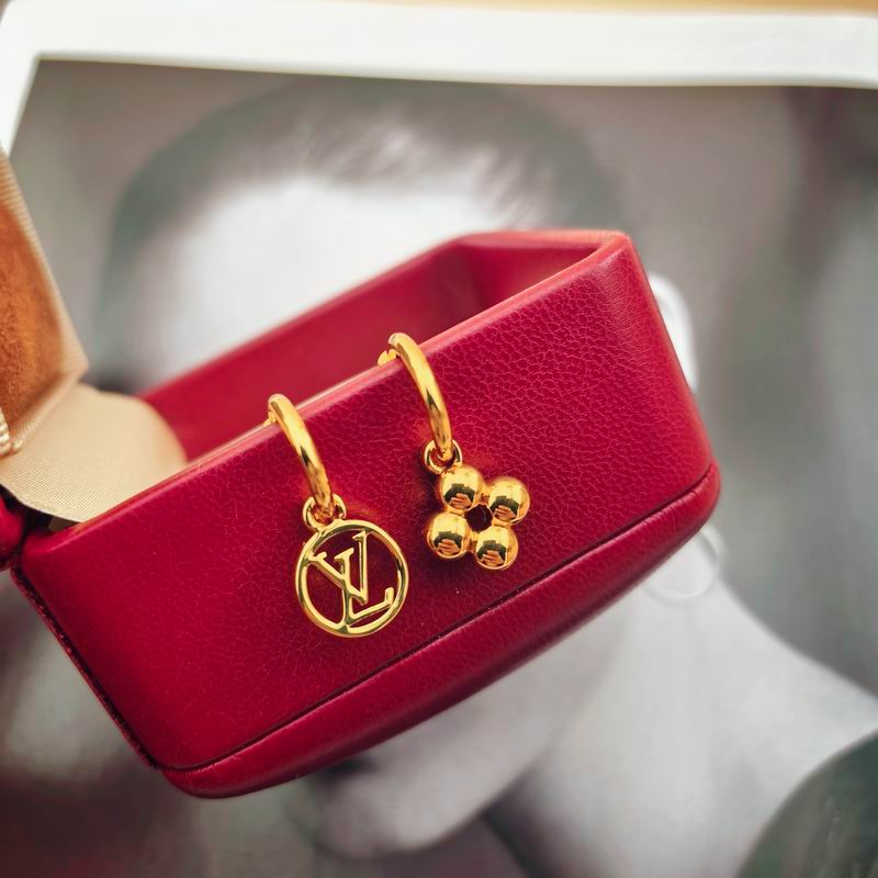 LV Earring 07yxh26 (3)