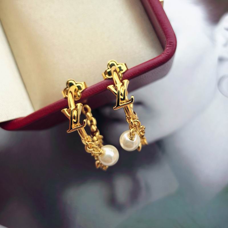 LV Earring 07yxh27 (2)