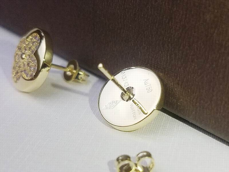 LV Earring 07yxq07 (5)