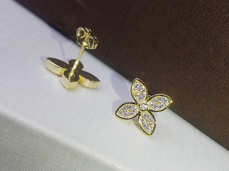 LV Earring 07yxq07 (6)