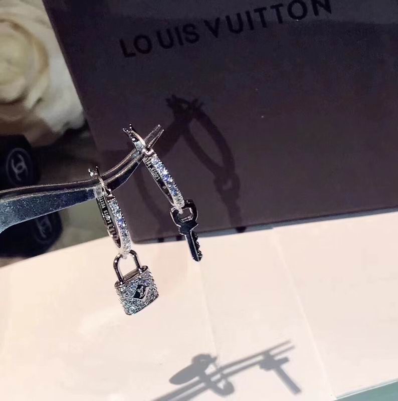 LV Earring 07yxq31 (5)