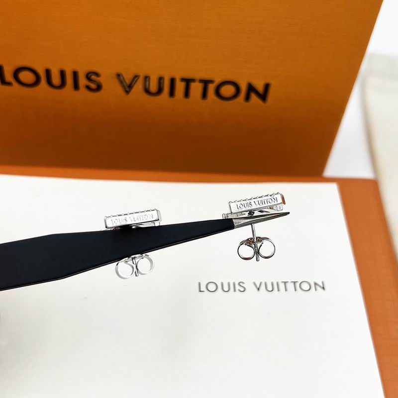 LV Earring 07yxq38 (8)