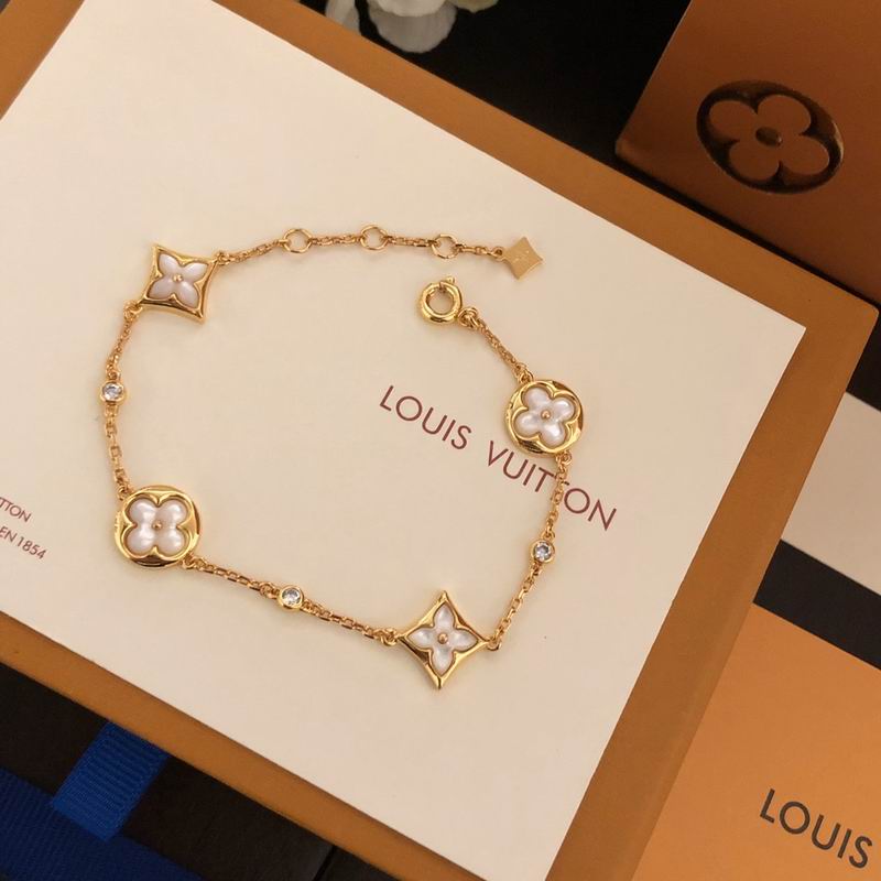 LV Bracelet 08yxq01 (1)