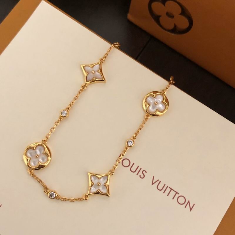 LV Bracelet 08yxq01 (2)
