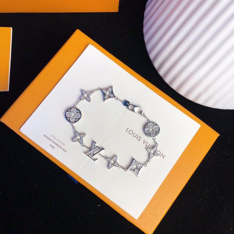 LV Bracelet 08yxq04 (2)