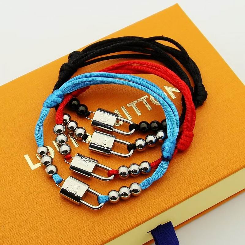 LV Bracelet 08yxq10 (2)
