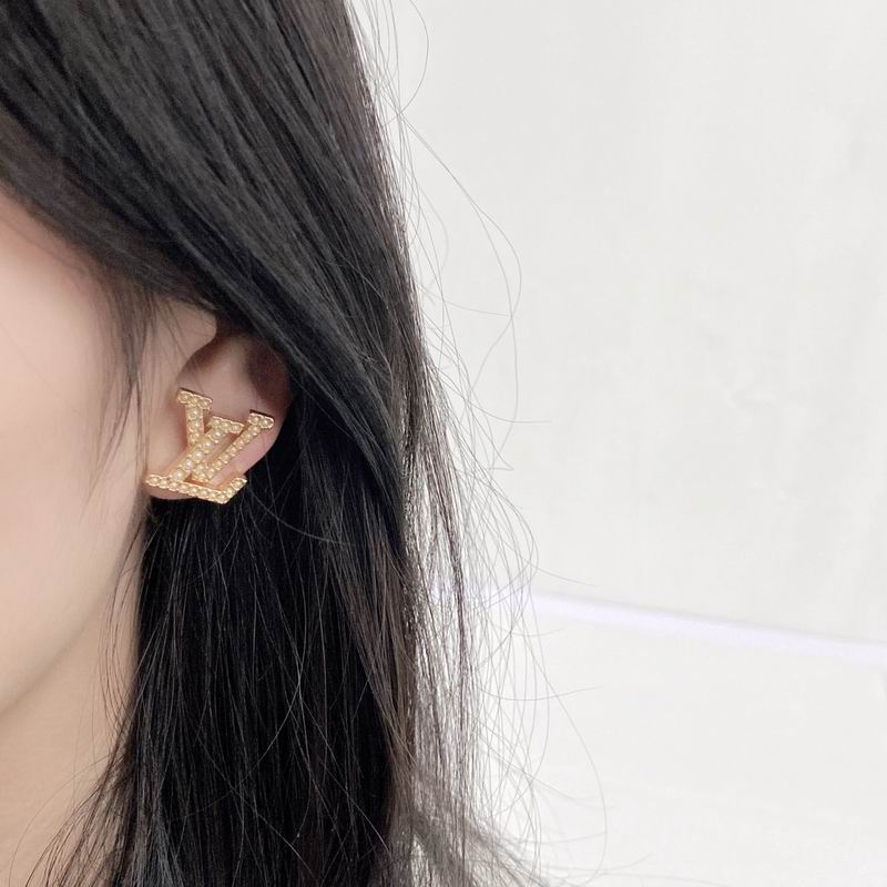 LV Earring 08yxq34 (8)