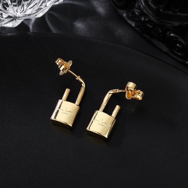 LV Earring 09yxq04 (9)