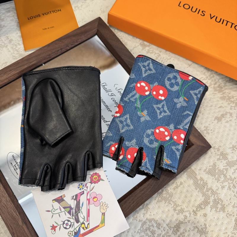 LV Gloves M L 35 (12)