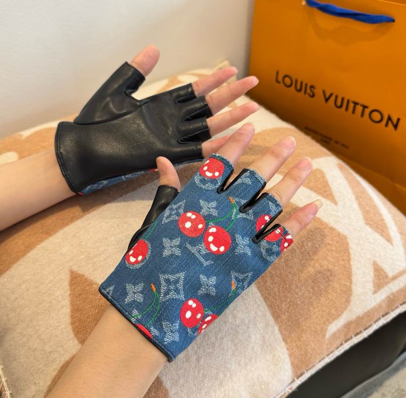 LV Gloves M L 35 (18)