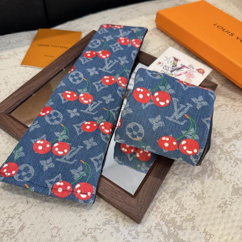 LV Gloves M L 35 (7)