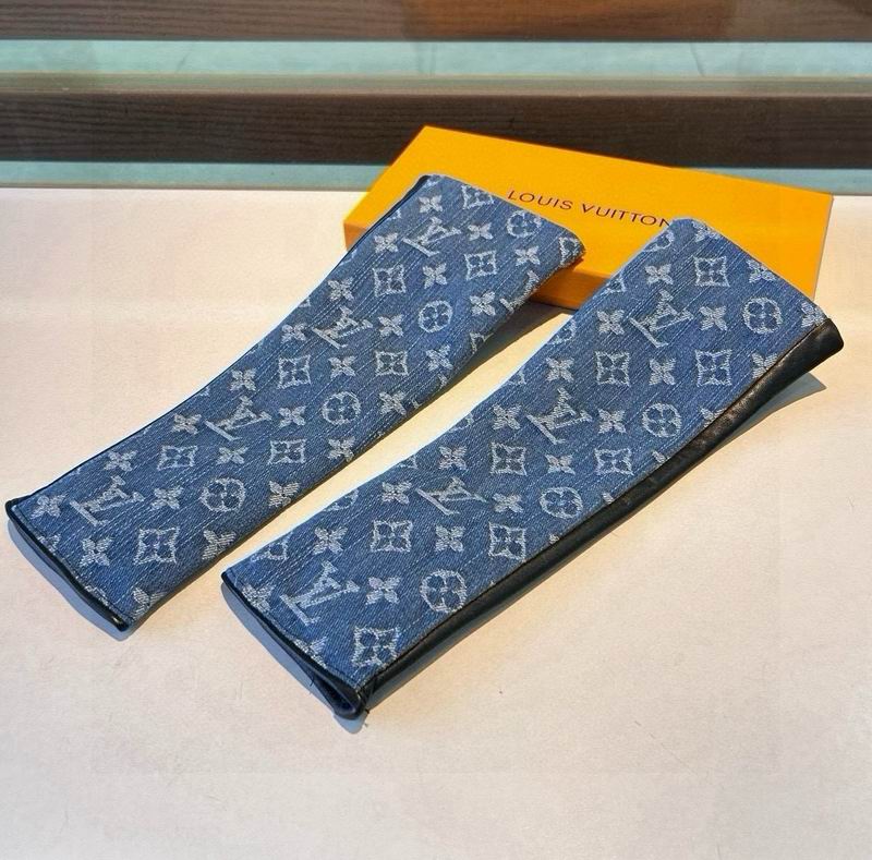 LV Gloves M L 38 (11)