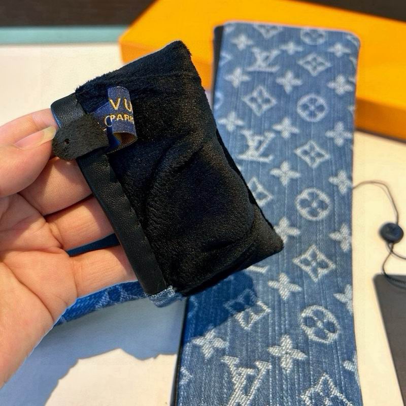 LV Gloves M L 38 (14)