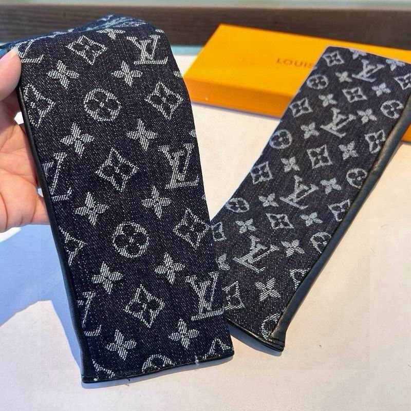 LV Gloves M L 38 (7)