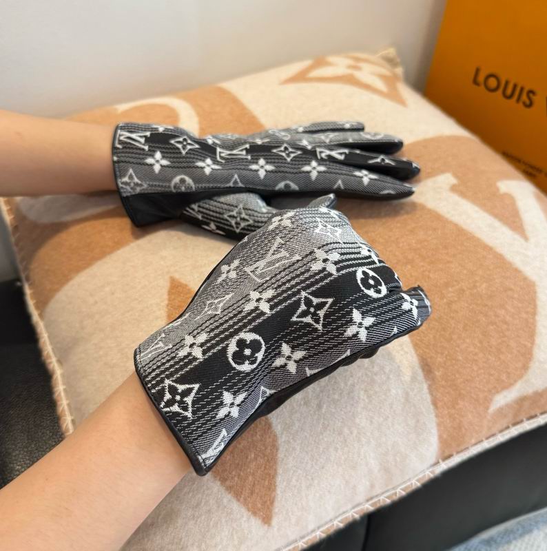 LV Gloves M L 39 (23)