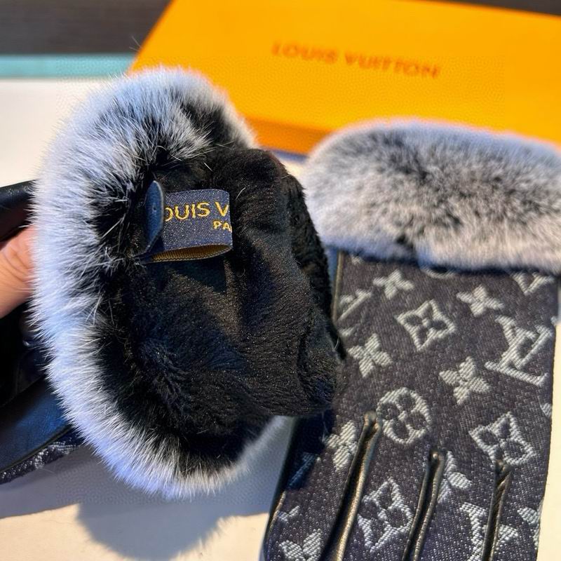 LV Gloves M L 49 (7)