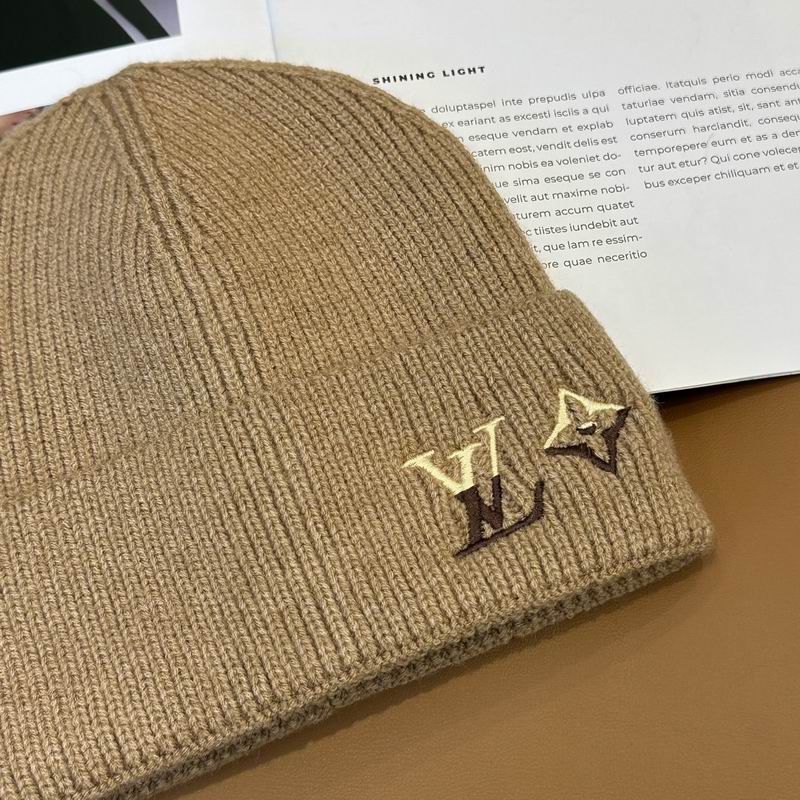 LV Hat dx (1039)