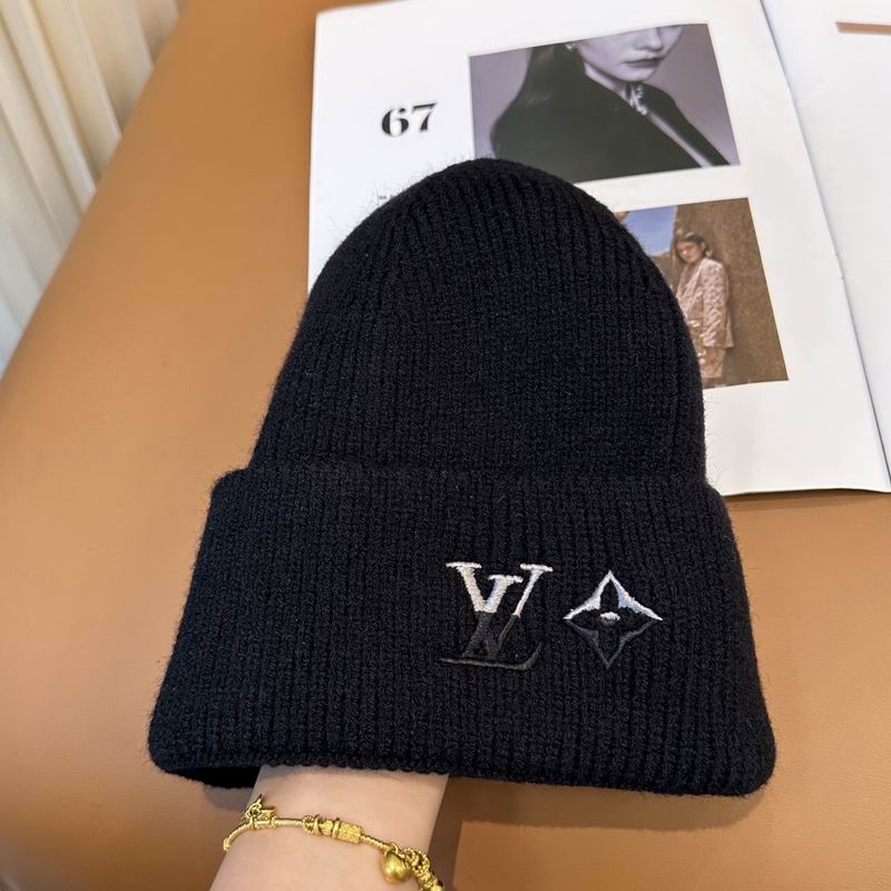 LV Hat dx (1050)