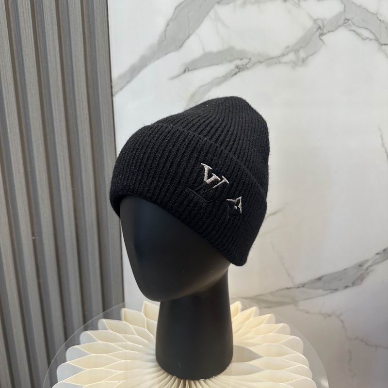 LV Hat dx (1051)