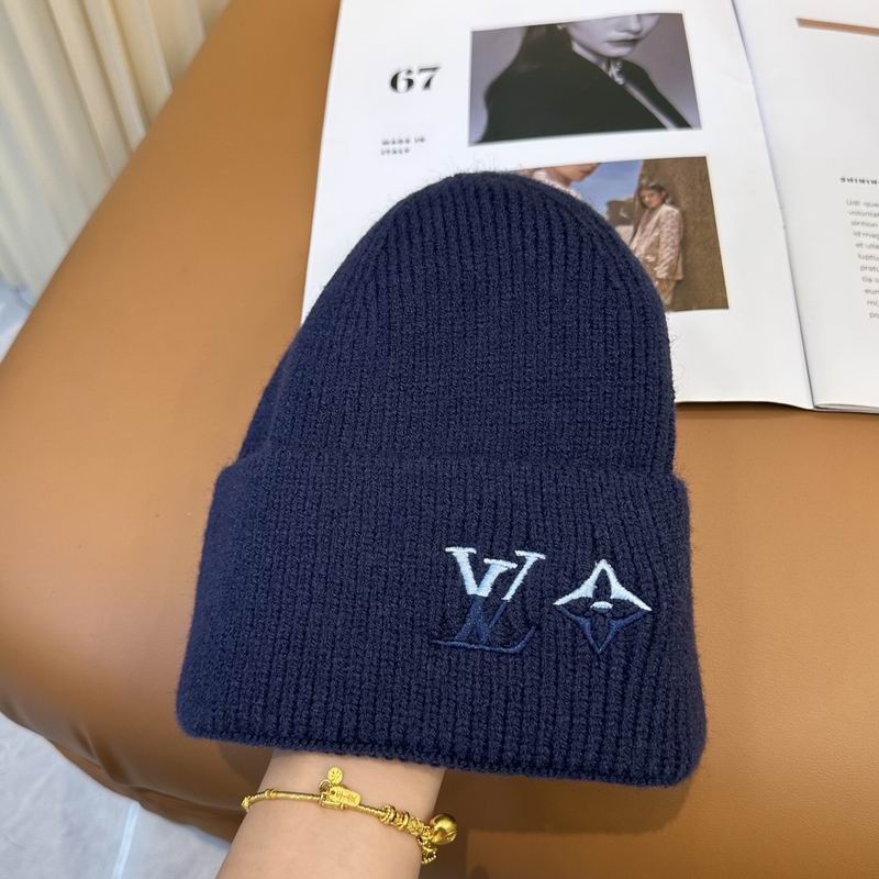 LV Hat dx (1077)
