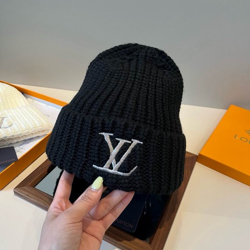 LV Hat dx (2393)