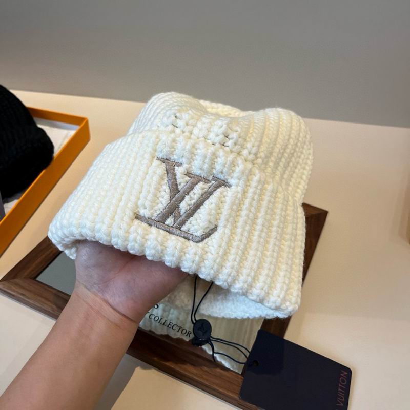 LV Hat dx (2402)