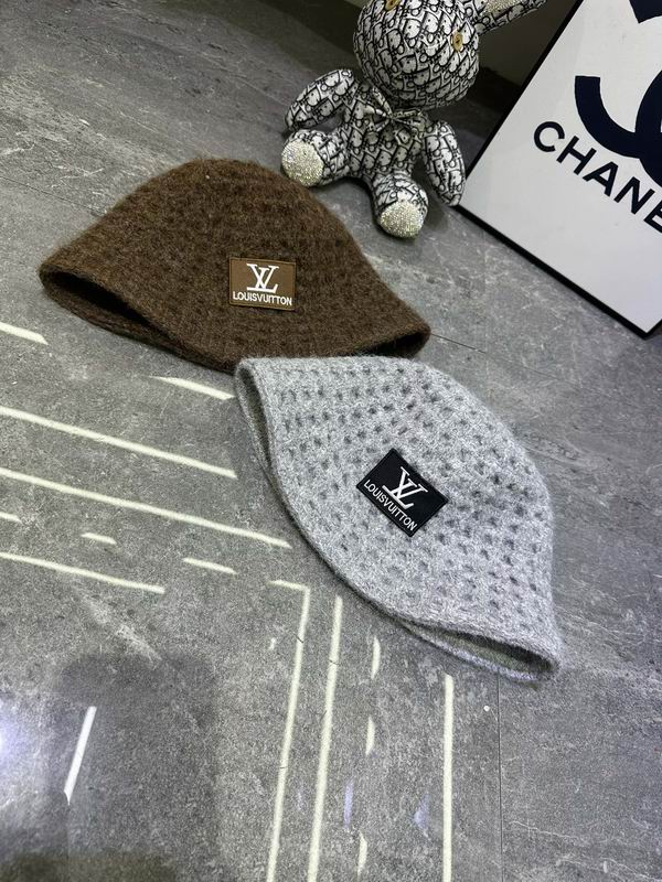 LV Hat dx (247)