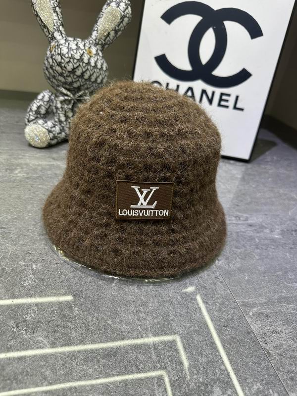 LV Hat dx (252)