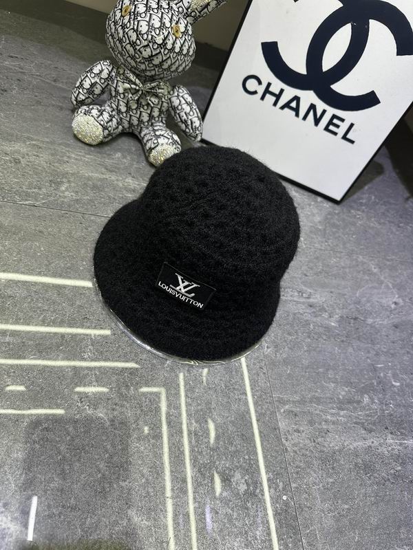 LV Hat dx (257)