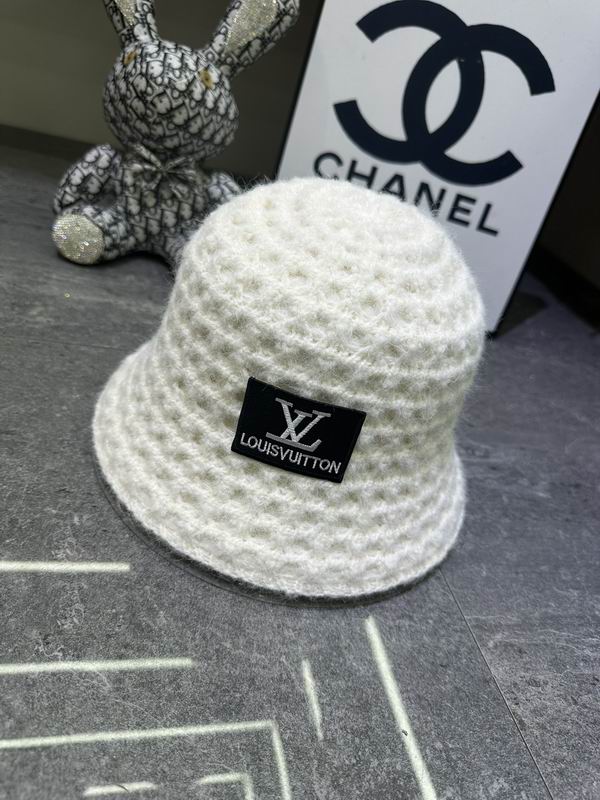 LV Hat dx (261)